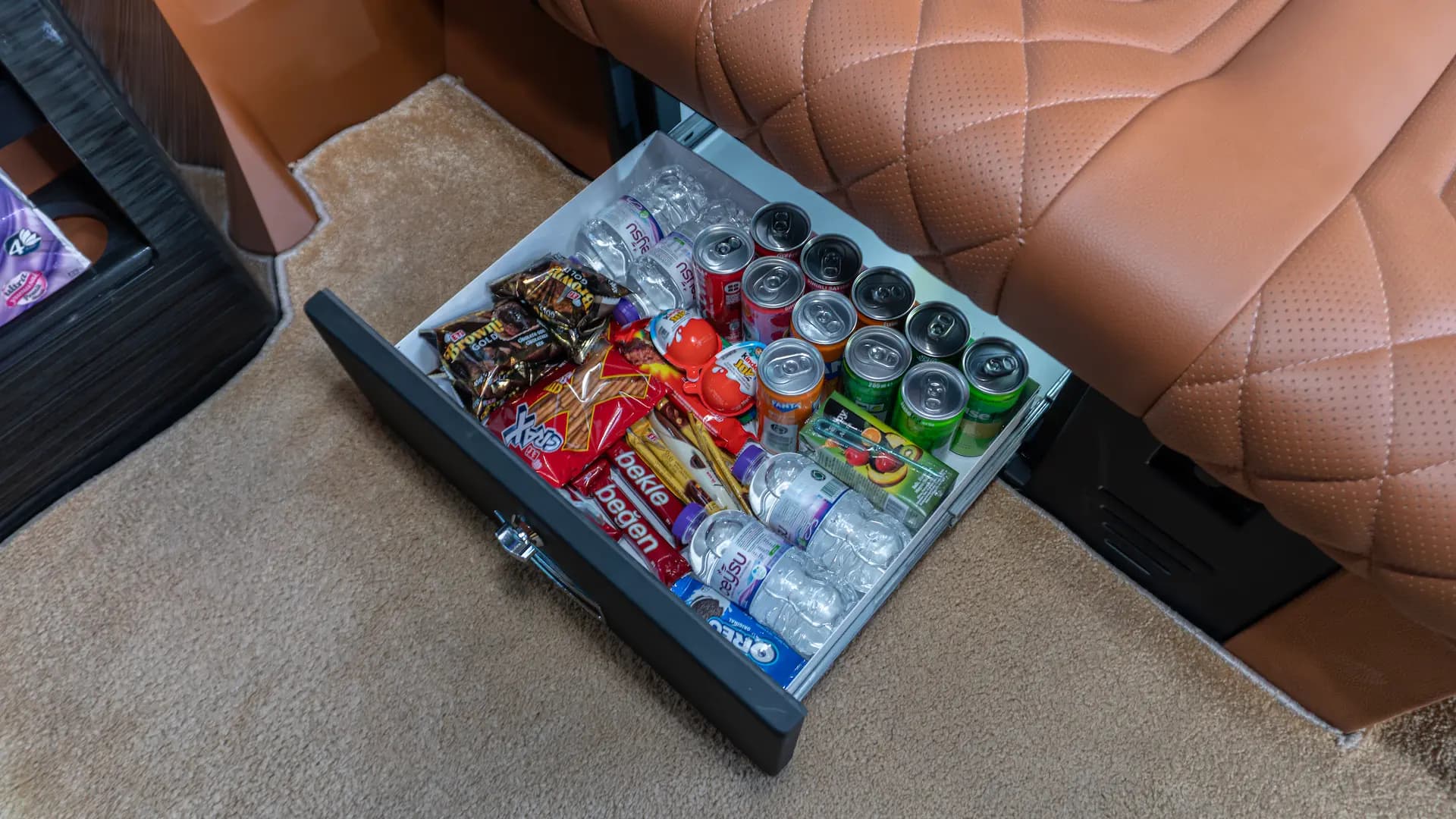 Complimentary Minibar & Snacks